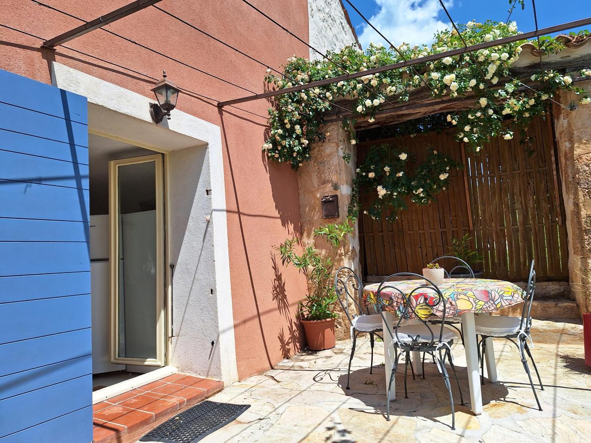 Вилла La Campagne Saint Jean Baudinard Экстерьер фото